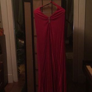 ROMANTIC RED EVENING DRESS